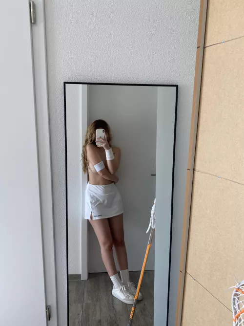 do men like smaller girls like me ?