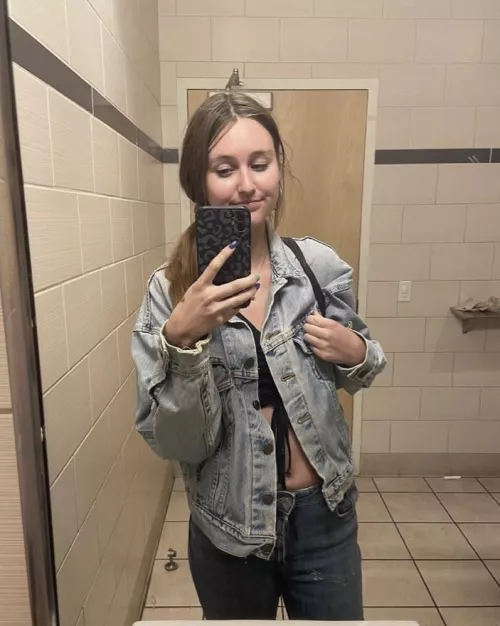 Do you like my outfit 