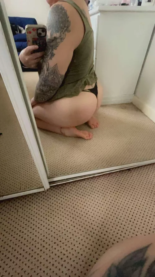 Does my bum look good in this?