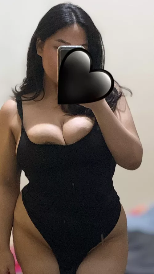 [F4M] is it true that curvy’s in?