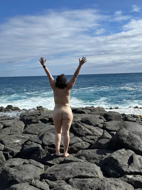 Feeling sexy and free to show it!