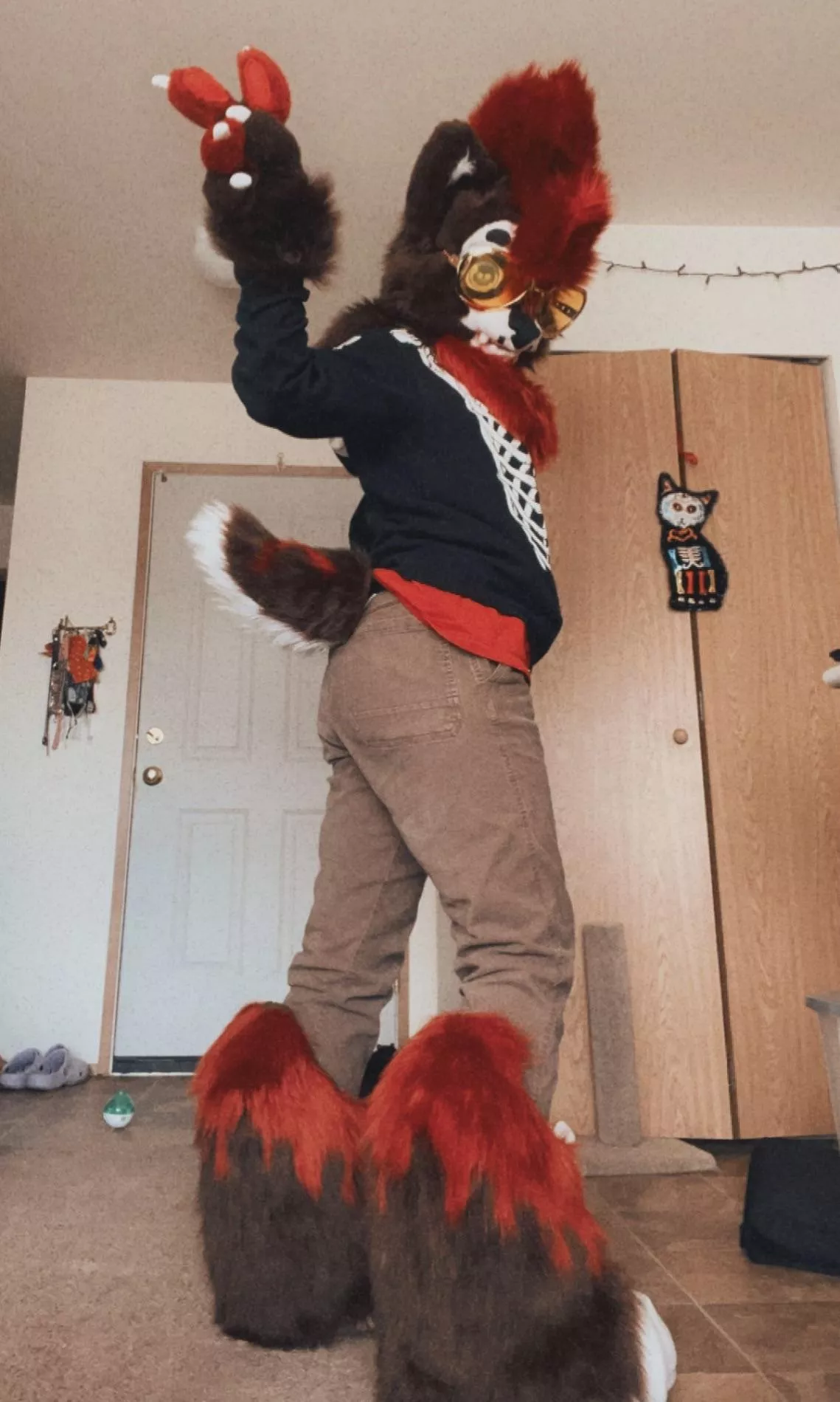 Happy Fursuit Friday! It’s my Birthday today! :3