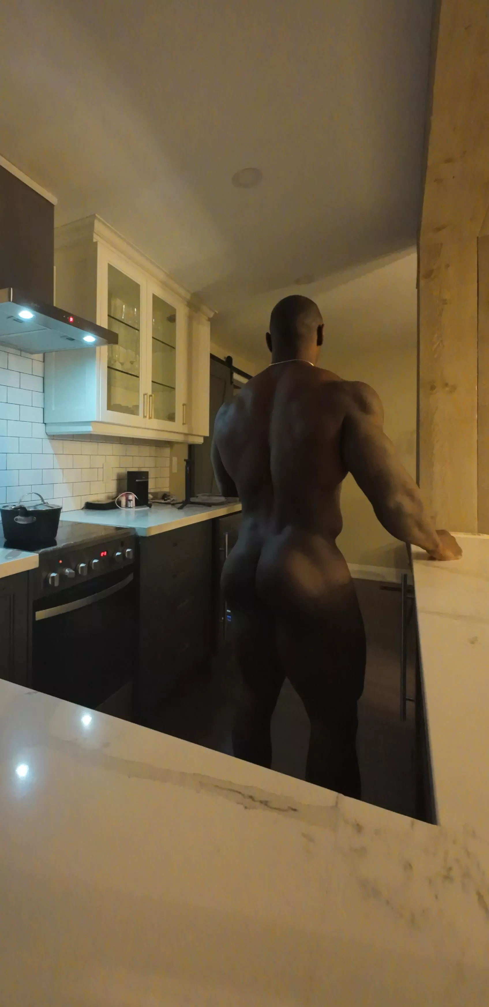 How Much Can This Ass Squat? A lot! 