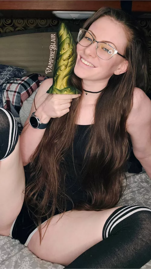 I got a lucky new cock to try out for St.Patrick's Day! [fet] [dom] [sub] [fan] [snp] [sext] [rate] [cam] [pic] [vid] [aud]