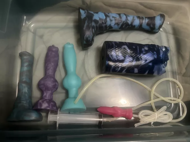 I have to use a tote now as my my bag won’t fit everything after getting David’s Muzzle today 