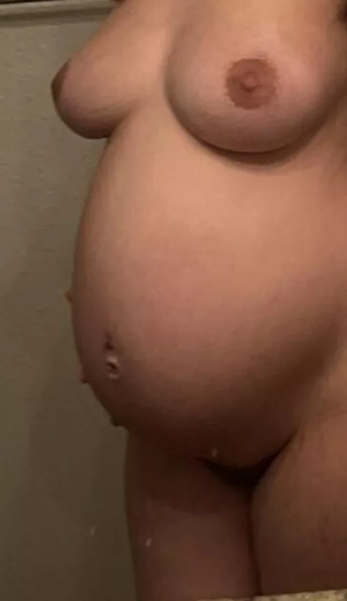 I miss the belly so much. Who’s getting me pregnant next time?