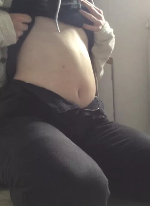 I outgrown my largest Jeans 😵‍💫