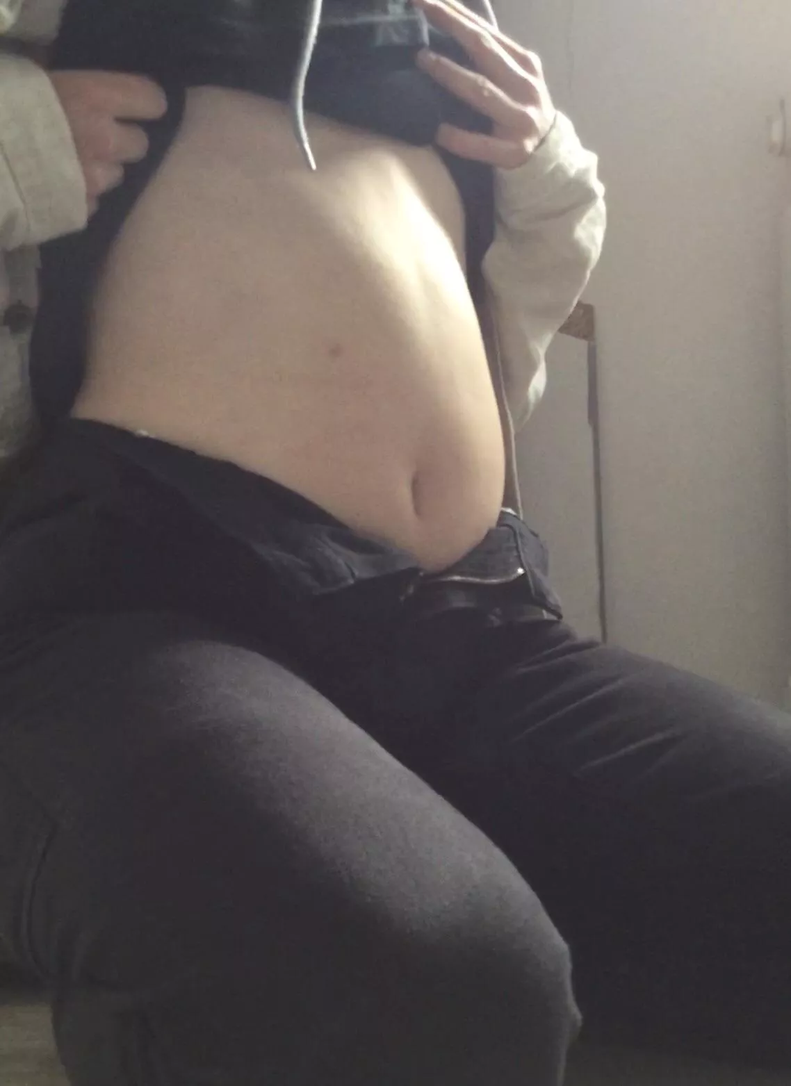 I outgrown my largest Jeans 😵‍💫