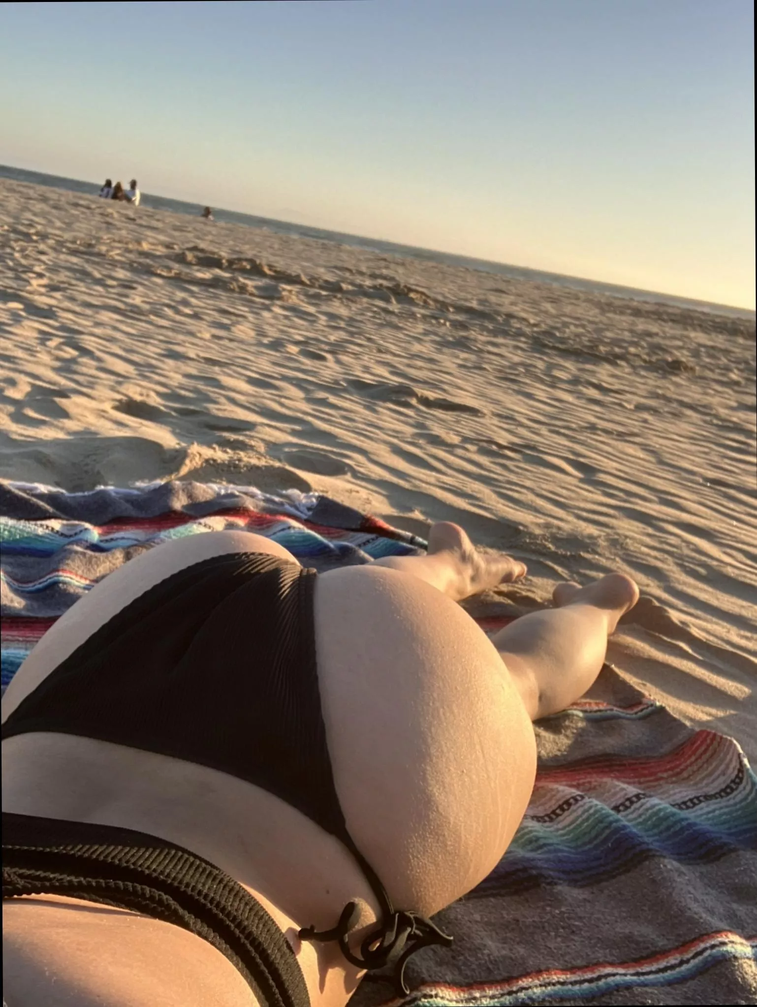 i'd love to have a perfect tan, would you put some oil on me?