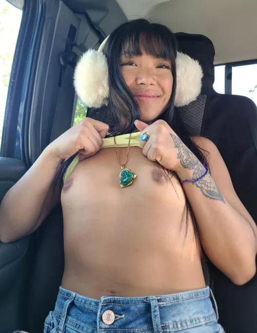 im sucha good girl ;) 