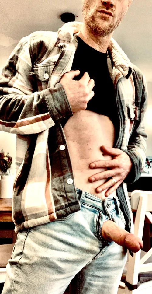 Is the head of my married daddy cock too fat? [44]