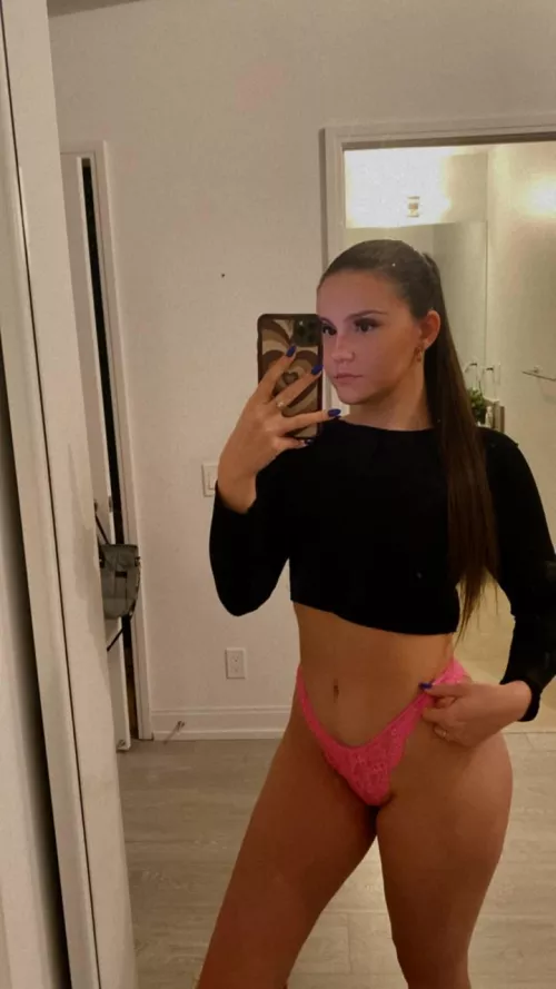 Is this a good outfit to lounge around at home in?