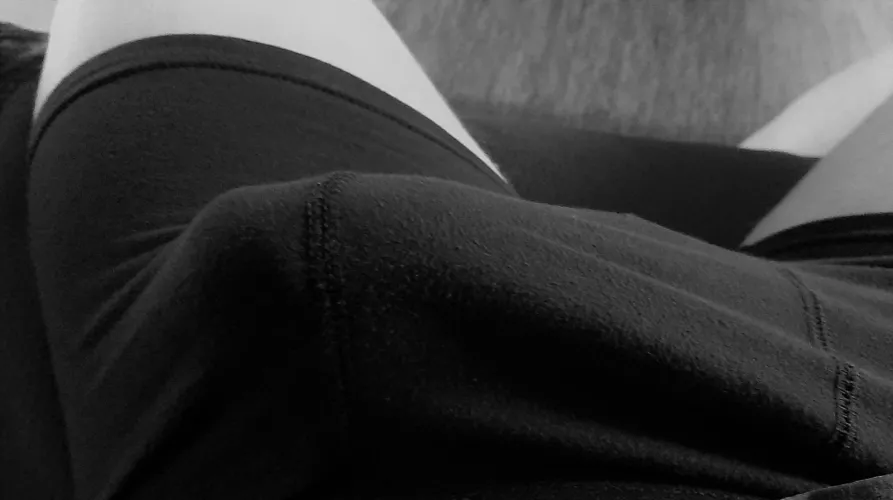 Just a nice cut cock being homd back by shorts ;)