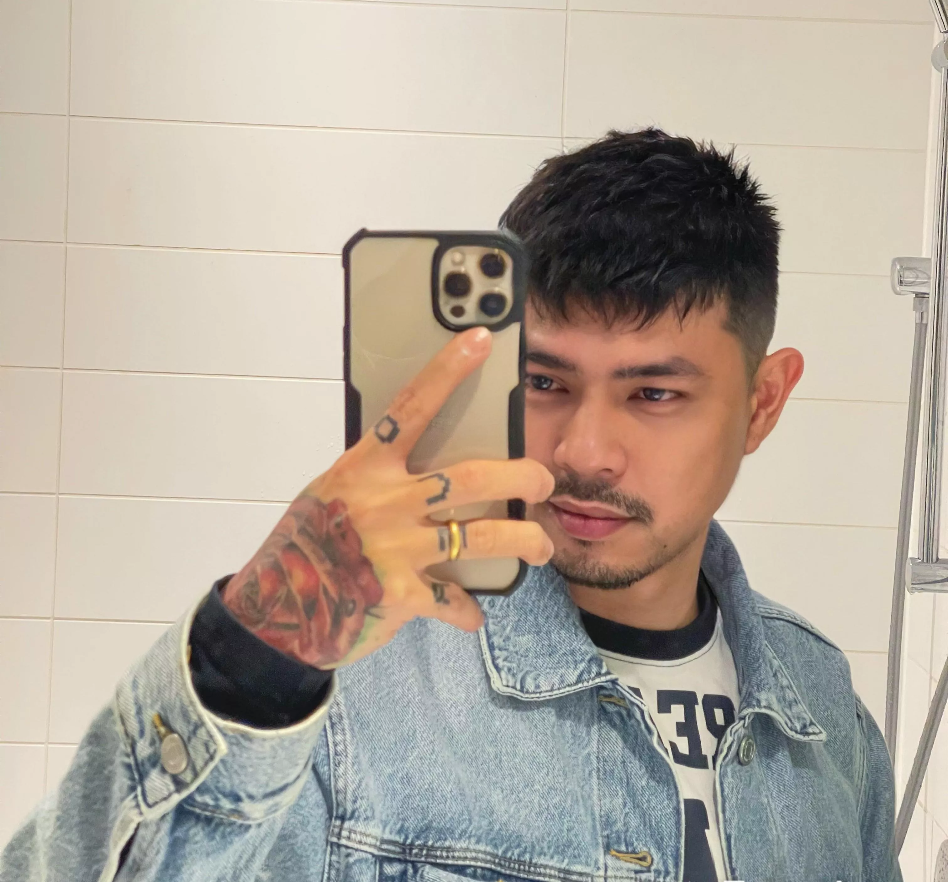 Just got my haircut before our first date... Just got my haircut before our first date...