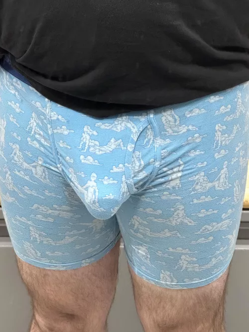 Outline in boxers 