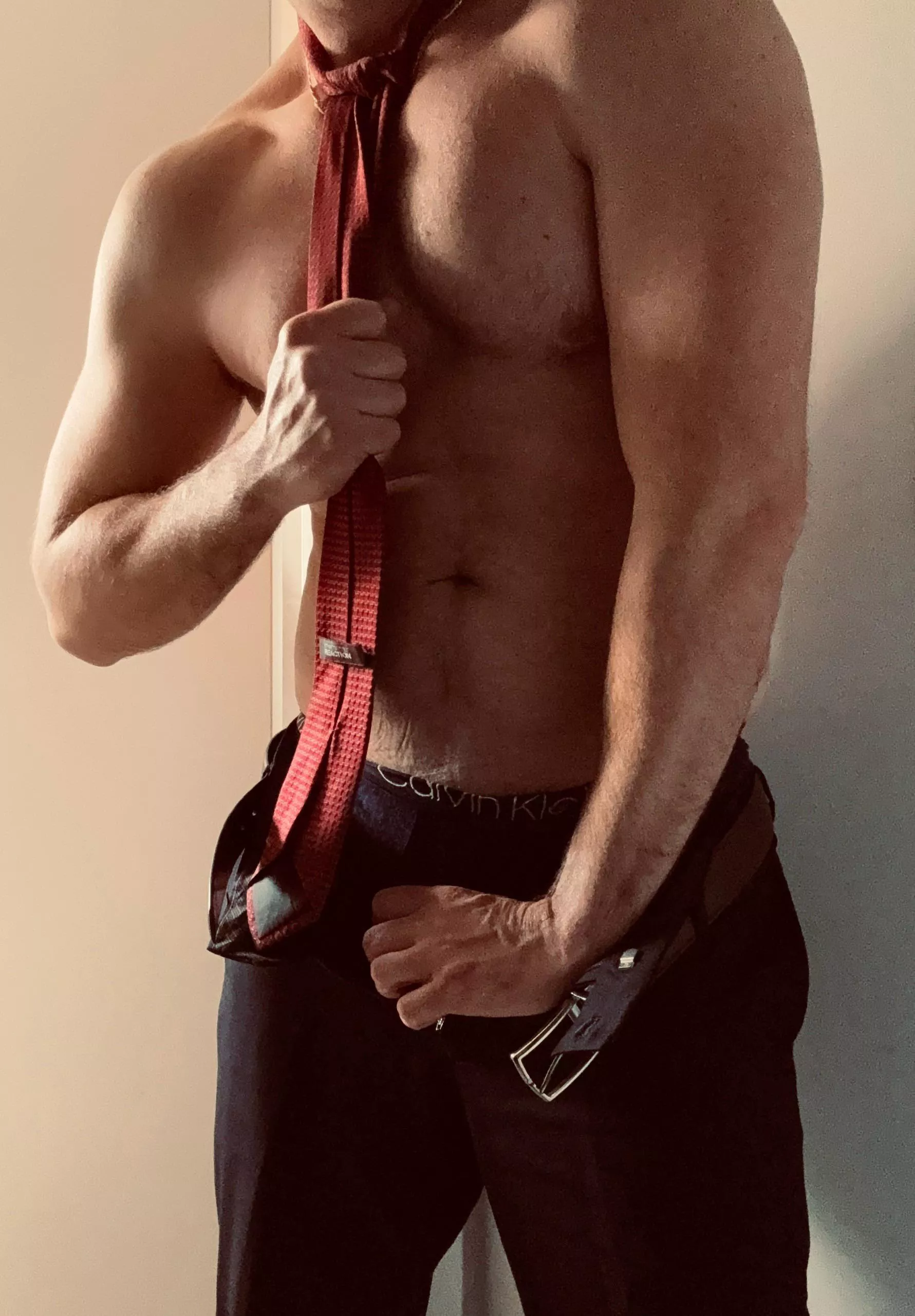 TGIF! This workweek is making me feel constrained!