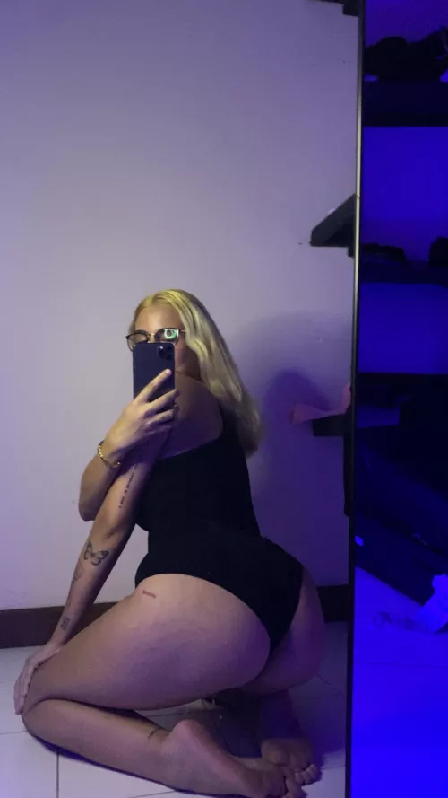 today i feeel so lonellyyyyy