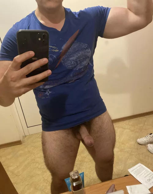 Wanna do some squats over my thighs😏? [20]