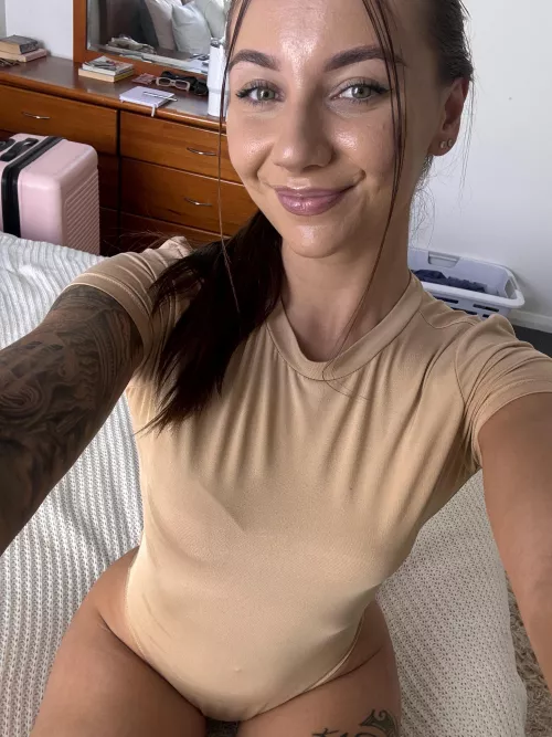 10 points if you nut on both sides of my hip cleavage 