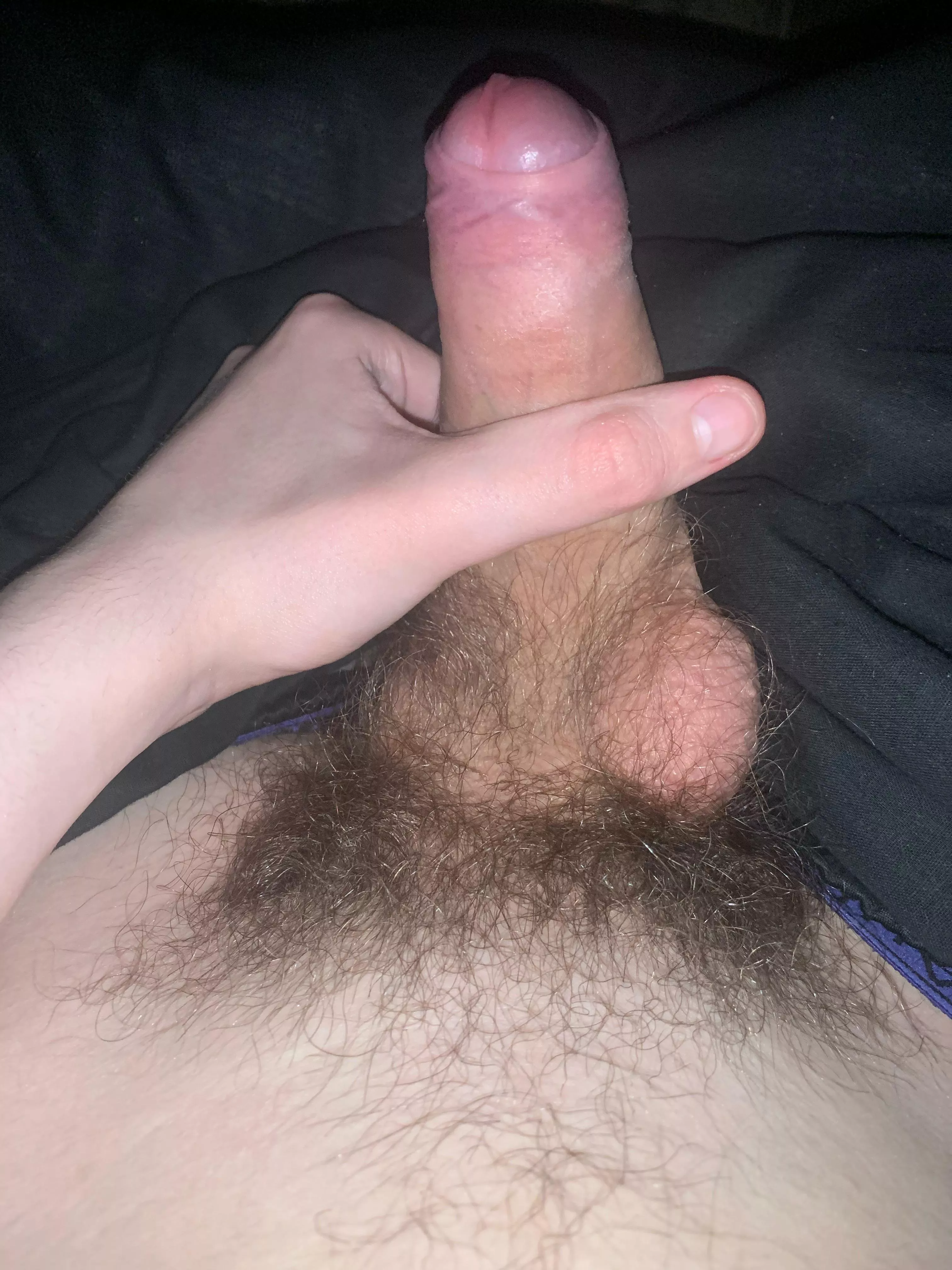 18 drunk really need to cum dm me?