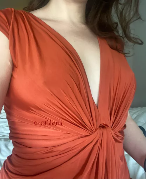 Almost back to sundress weather!! And you know I’ll be rocking them braless too 🫶