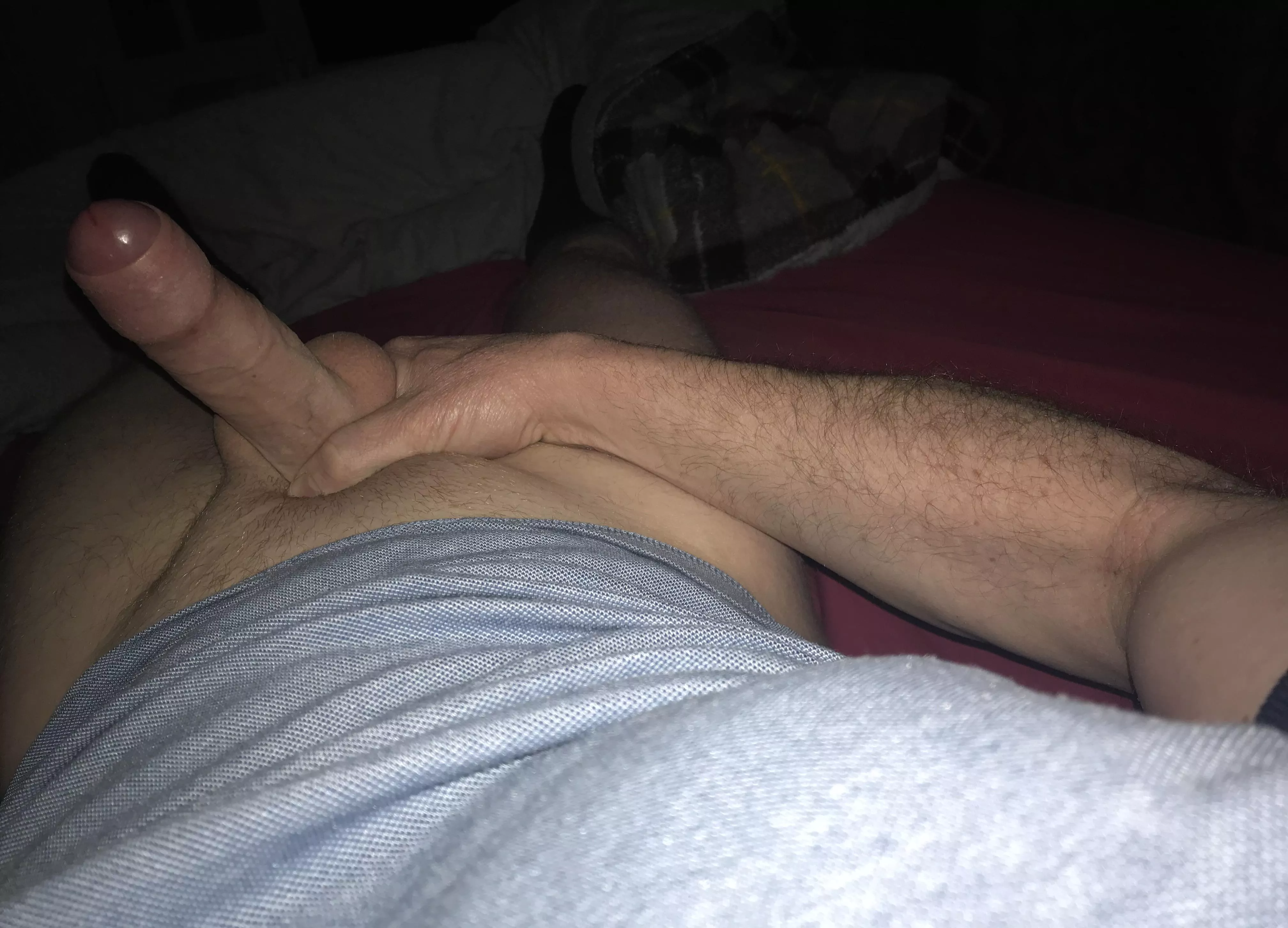 Any hung younger guys wanna snap a 38 dad ddd2241
