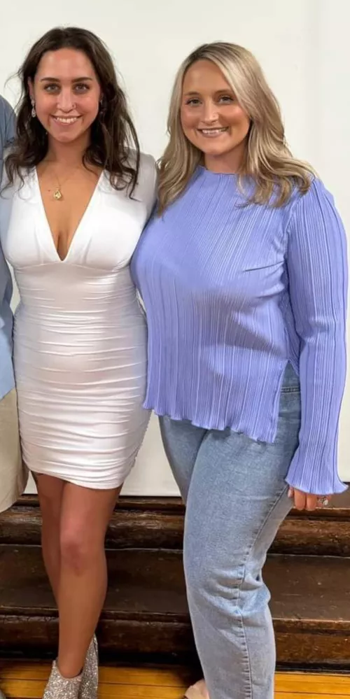 Brunette in white or Blonde in blue