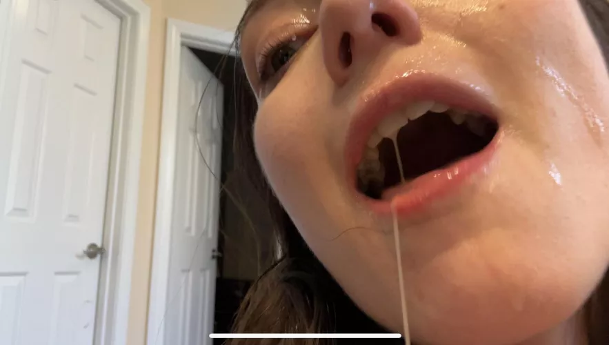 do i look pretty with cum all over me