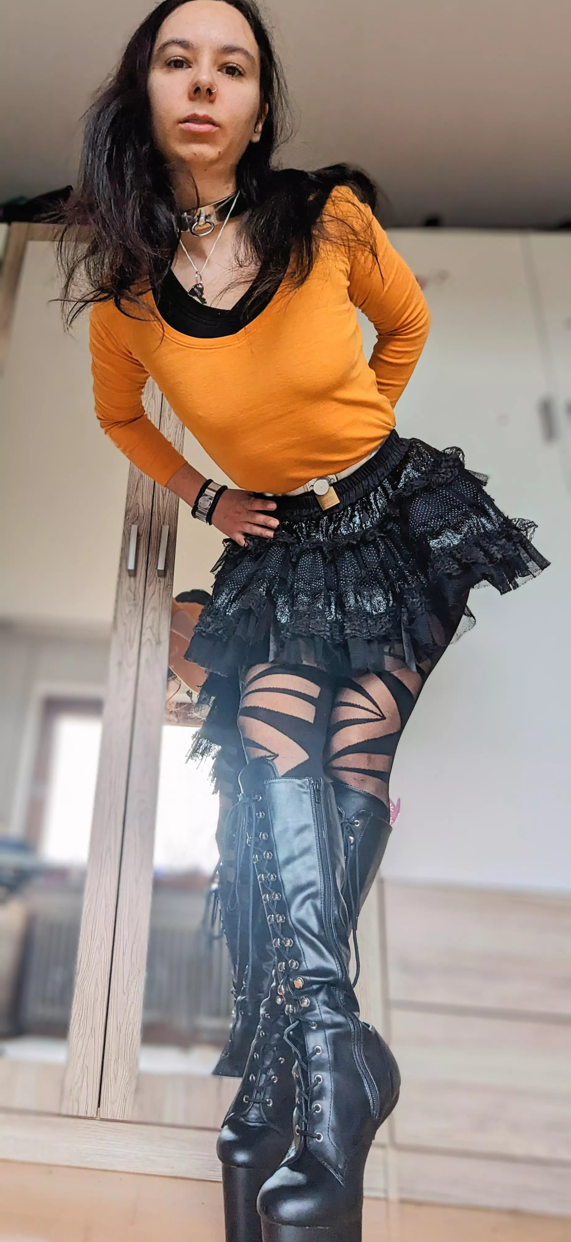 Feeling like a little doll today 🔒