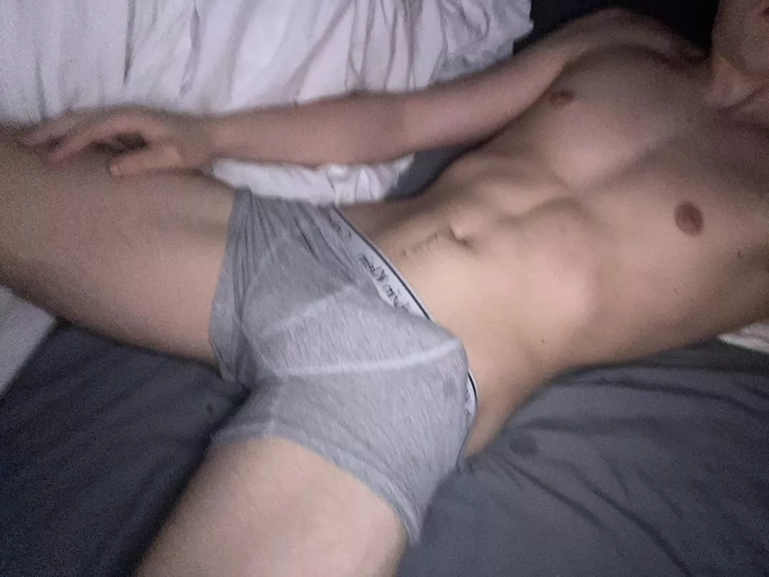 High n horny 😂 18