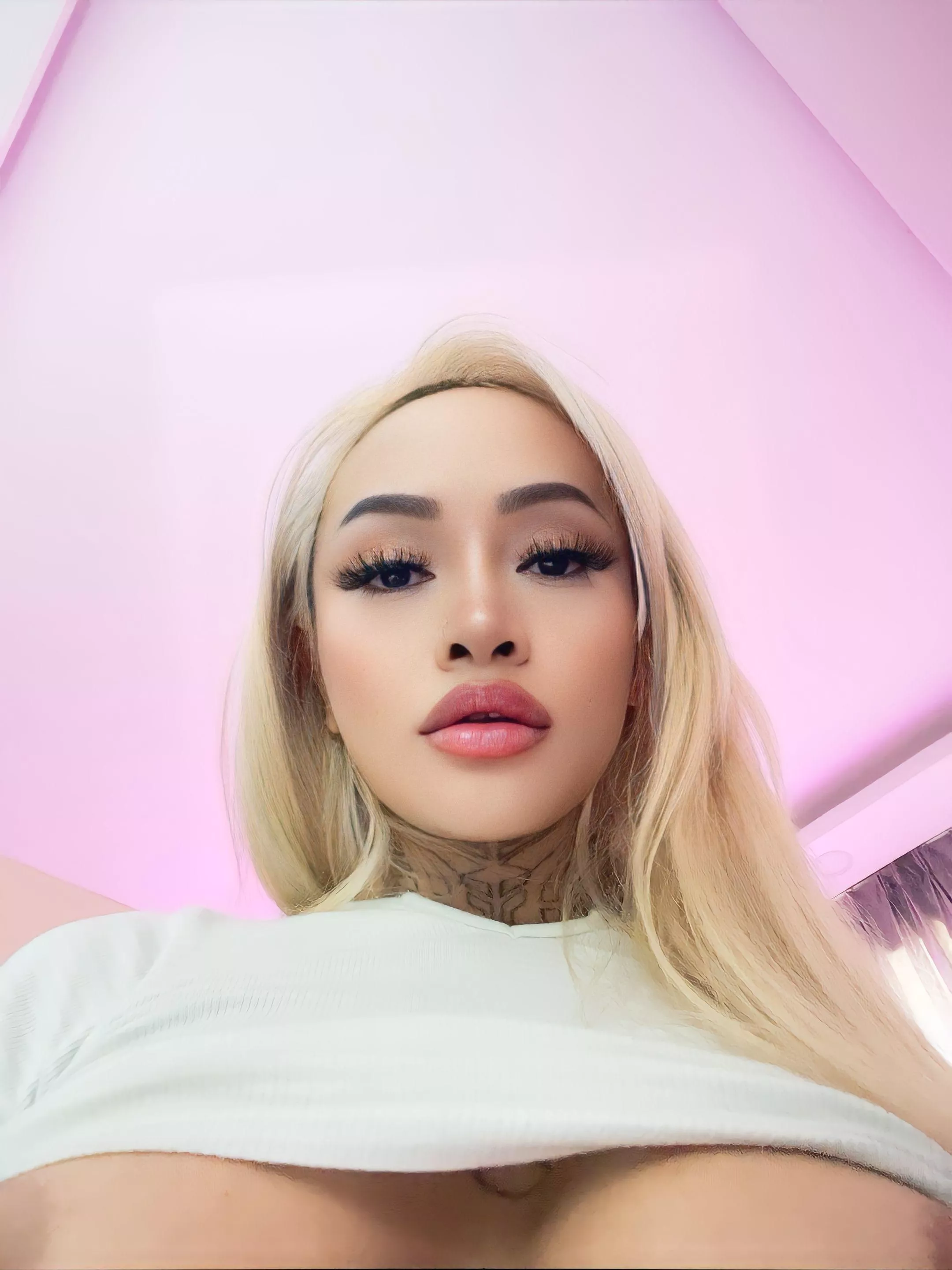 How do you guys feel about the perfect mix of size and perkiness? 🥰