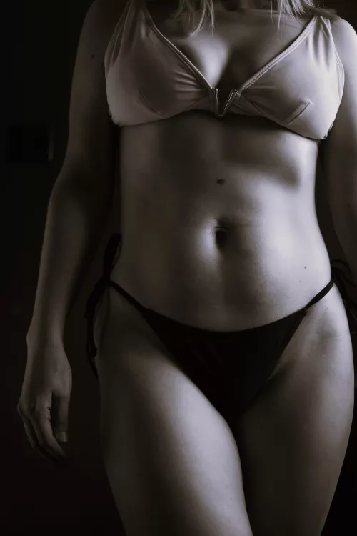 Kinky and confident, the ultimate MILF experience