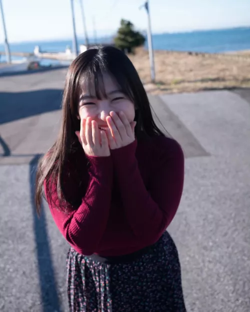 Kneel to your queen/goddess you peasants. 👑