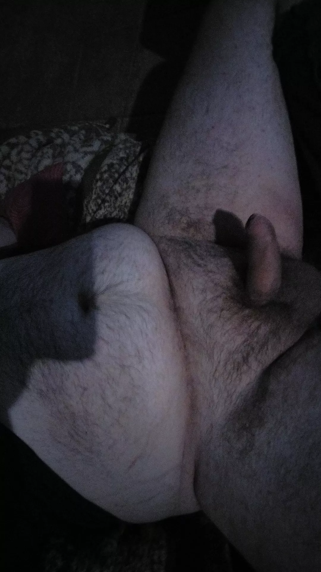 My daddy wants to mark my body, what should I put?