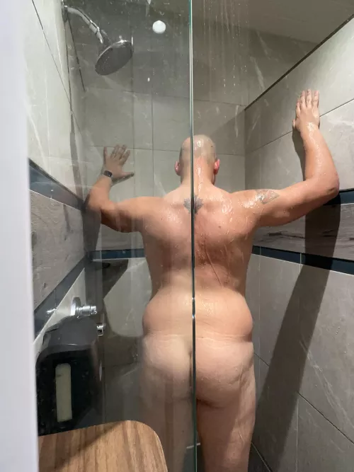 Not sure how I feel about this shot. Feedback would be appreciated :)