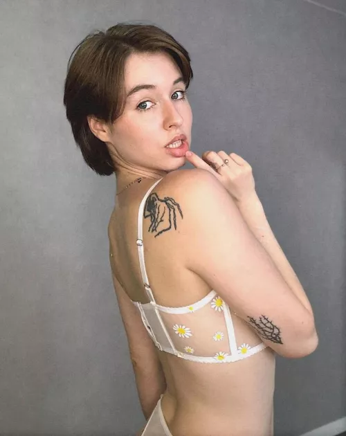 Showing of my lingerie to y'all always puts a smile on my face