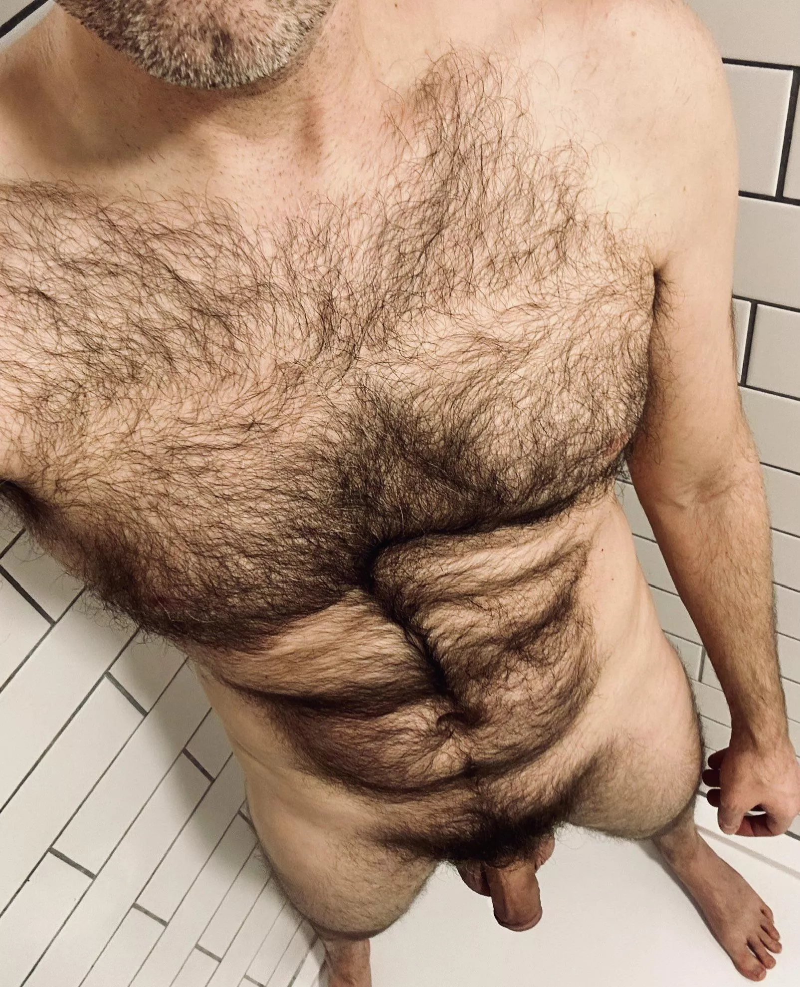 Wasn't easy dragging my hungover ass to the gym, but it means I can have (more) pussy, pizza & beer later...