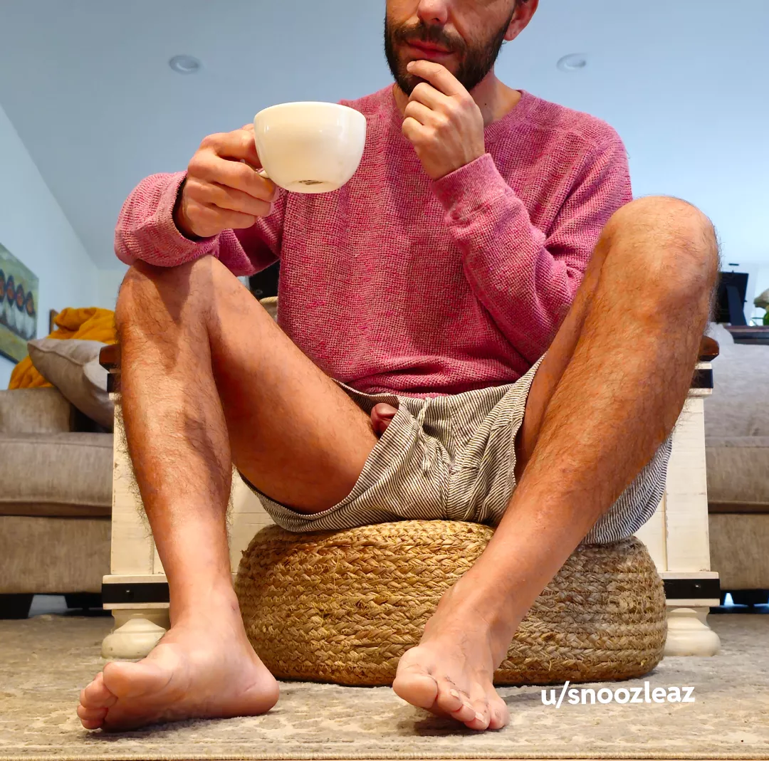 What to do on this windy cold day.....coffee and more coffee.