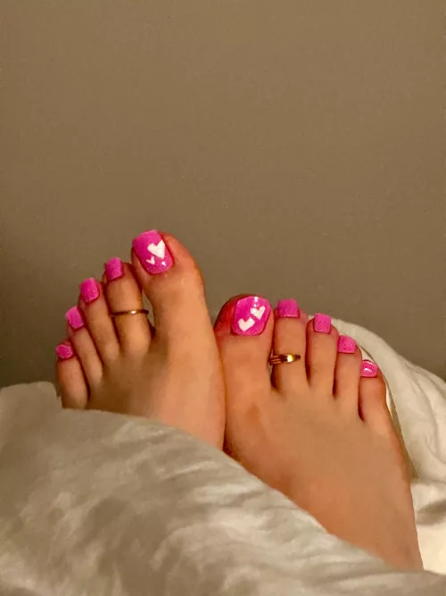 Wyd if you wake up and see my feet like this? 🤭