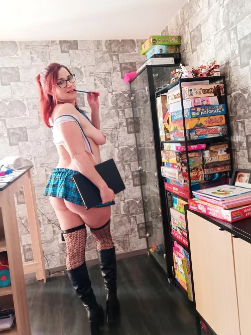 You should be paying attention to your classes 