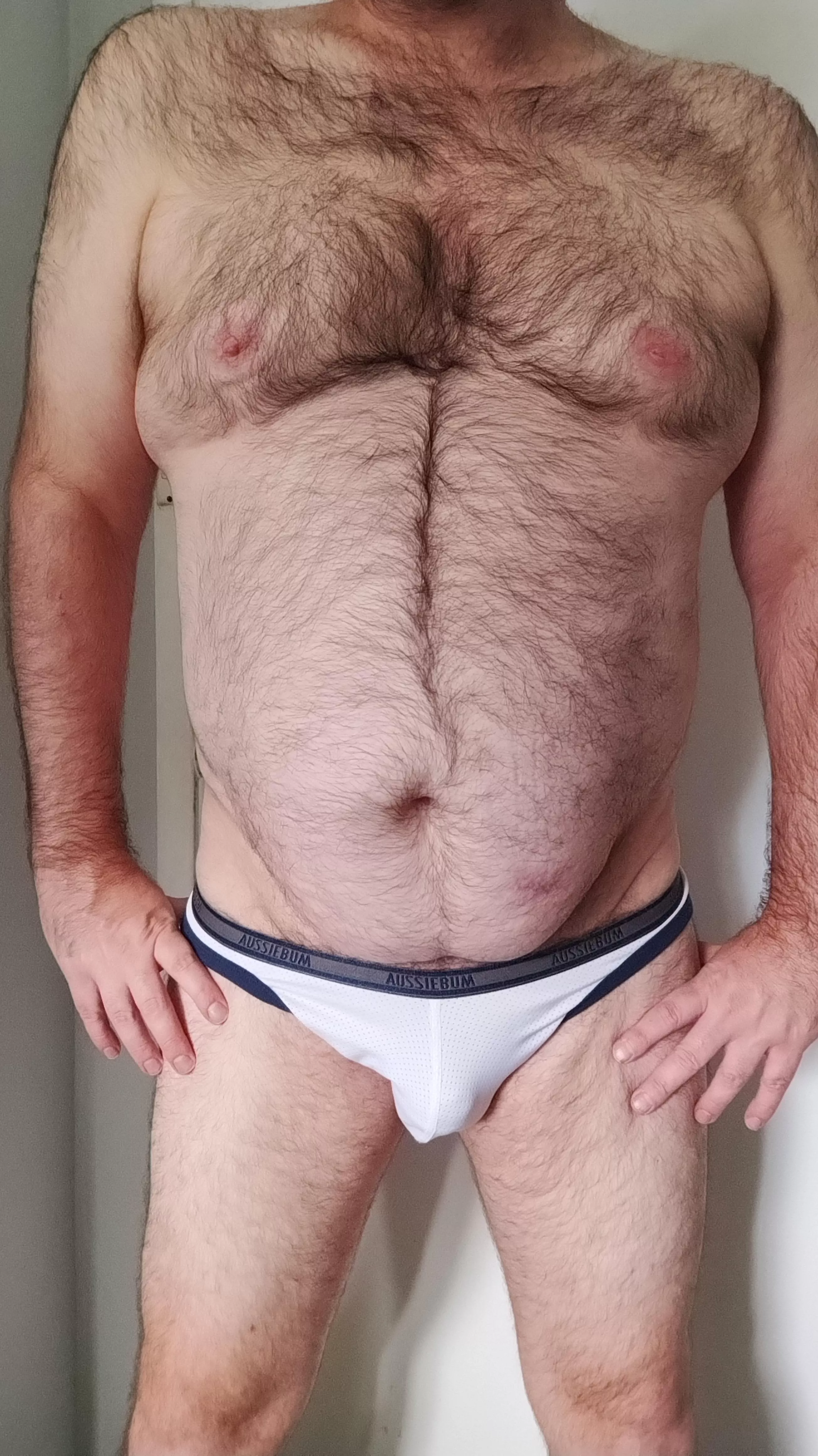 (42) Daddy needs some company. DMs open. 