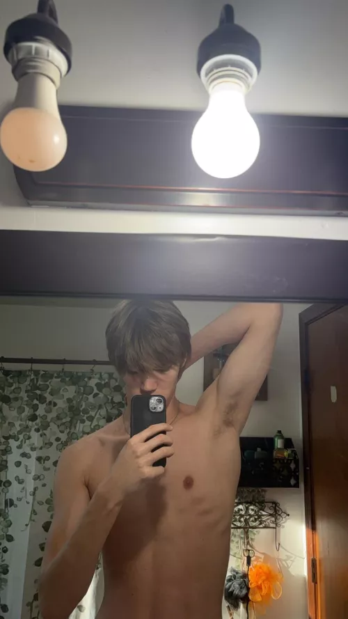 any losers wanna burry their nose in these musty armpits?