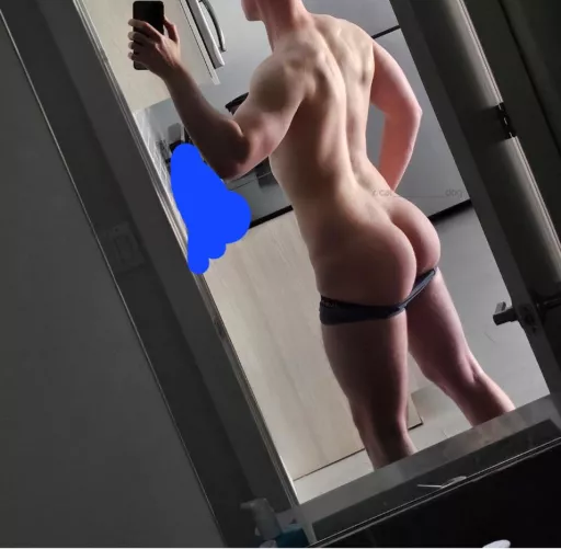 Anyone wanna smell my post-leg day undies? 