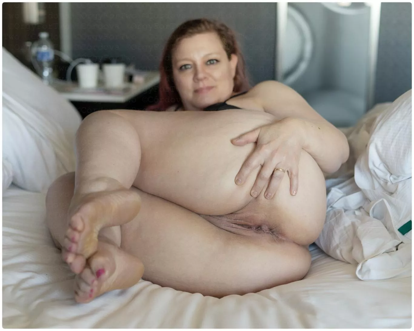 Cute feet, thick thighs, and milf booty with free choice of hole.