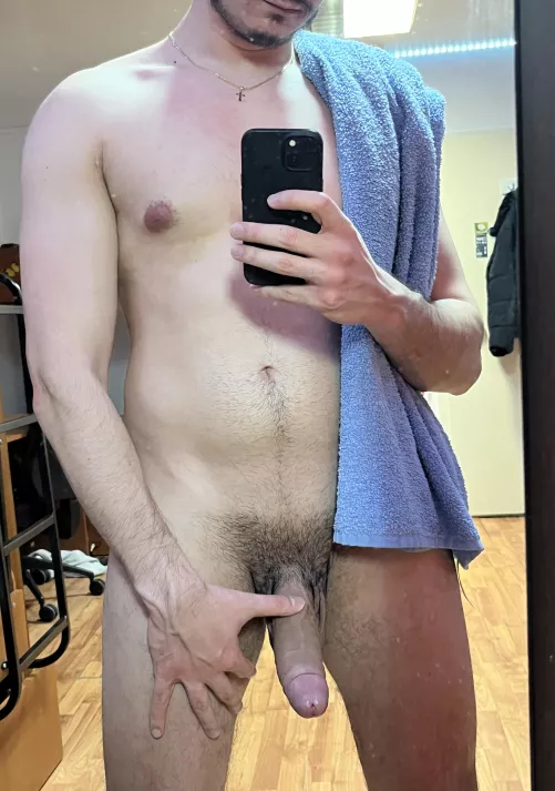 DM if u wanna see my hookup from last night 