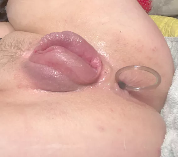 [f] going on over 12+ hours pumping my pussy definitely pushing to it extreme! longest pumping sesh & also biggest pump result to date.