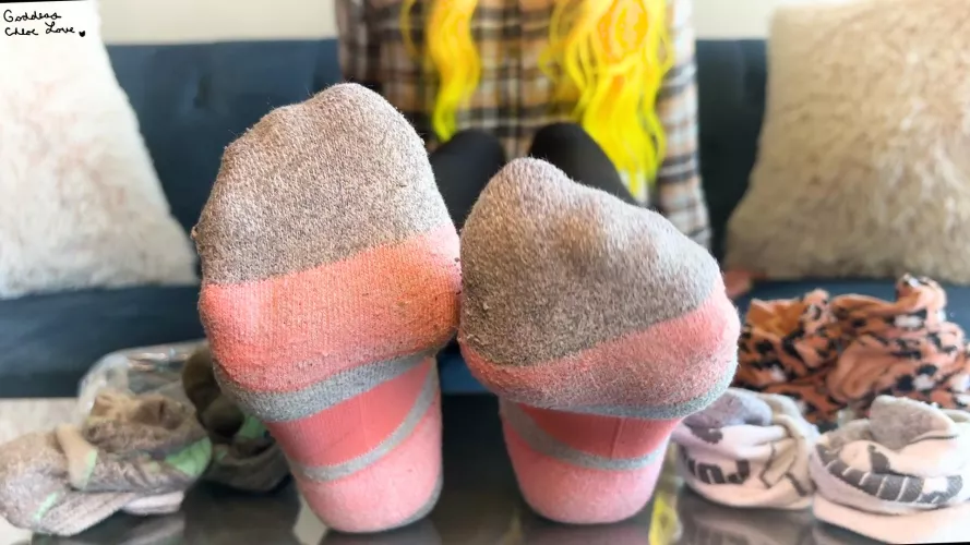 [F]23 Sunday socks for you