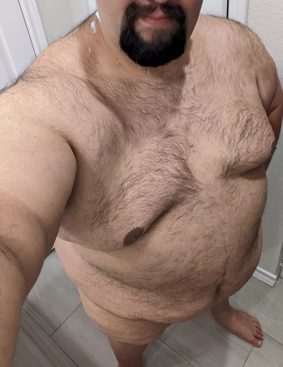 Good evening ladies! Fresh shave and hit the showers after a long day 😊