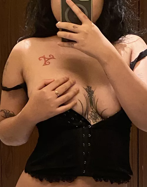 goodnight. dream of me? (f)