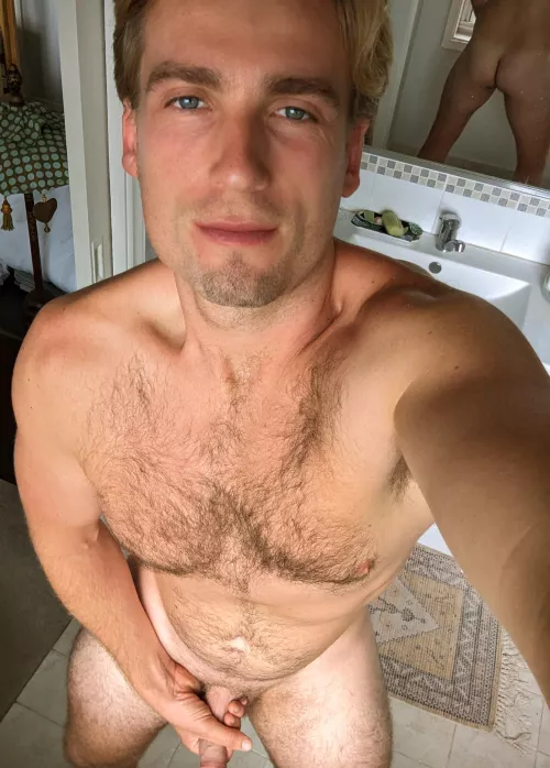 Hey, didn't notice the mirror